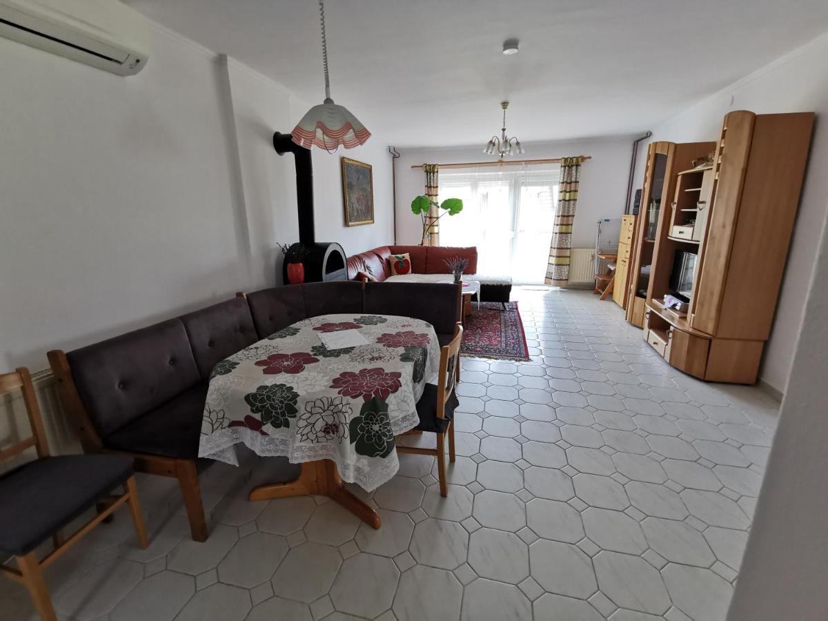 Apartamento Forrás 2 *