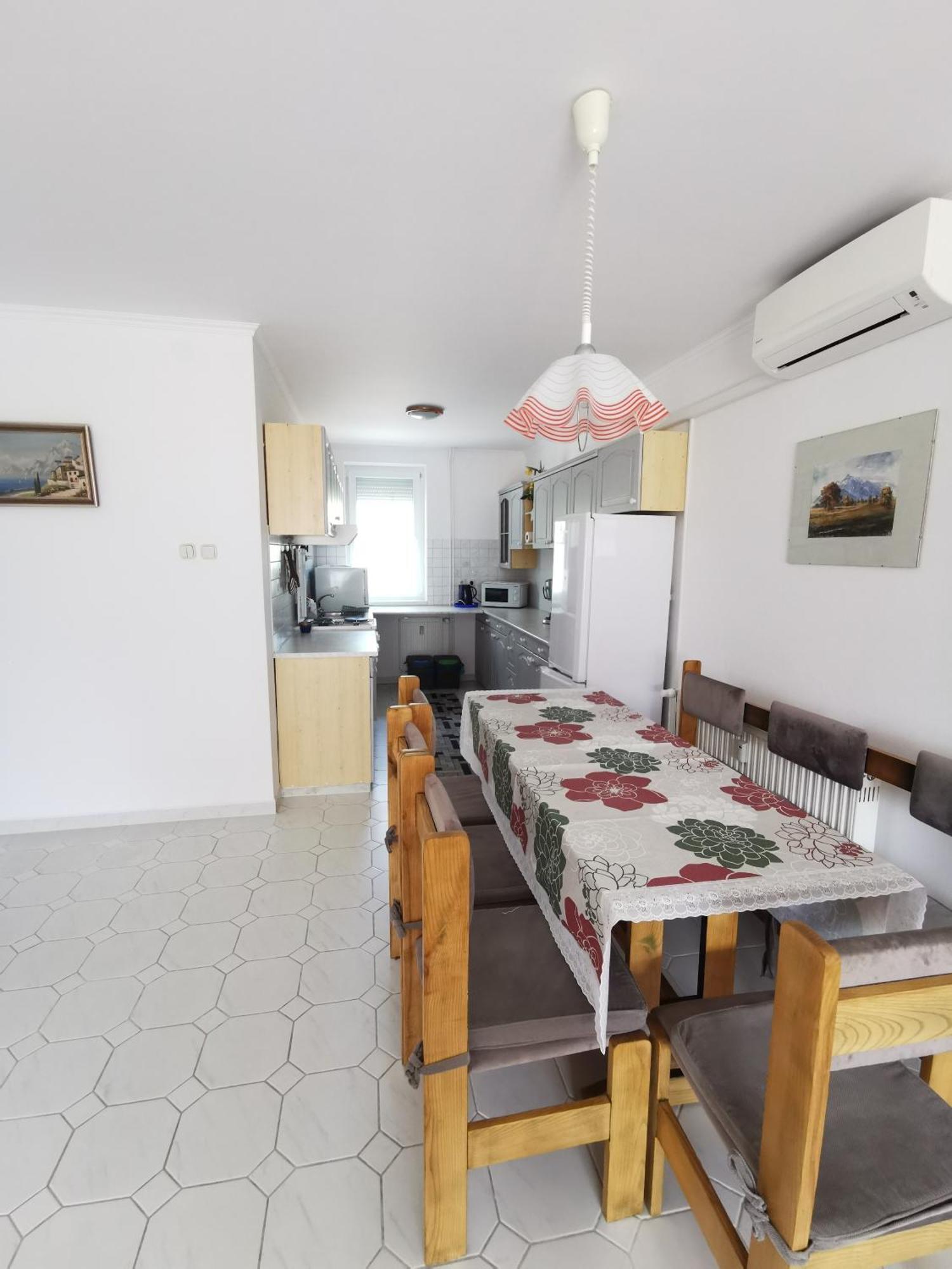 Forrás 2 Apartamento *